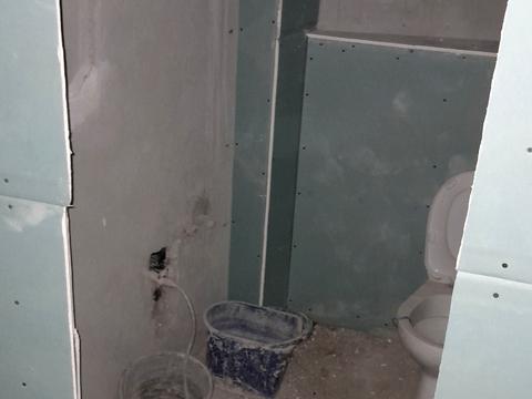 комерційна за адресою Головна вул., 23