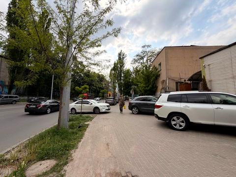 коммерческая по адресу Глубочицкая ул., 73