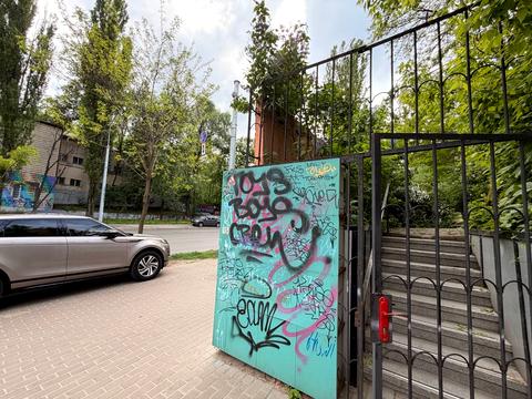 коммерческая по адресу Глубочицкая ул., 73