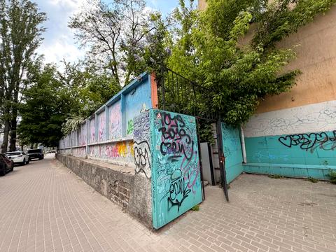 коммерческая по адресу Глубочицкая ул., 73