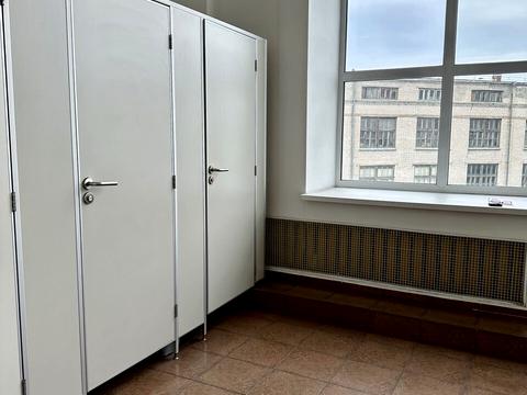 коммерческая по адресу Дениса Монастирського ул. (Василя Сурікова), 3а