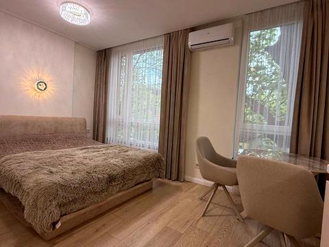 1865005143563814