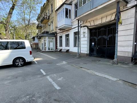 коммерческая по адресу Базарная ул., 43