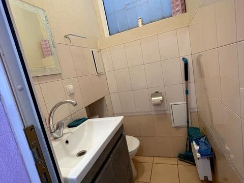 коммерческая по адресу Базарная ул., 43