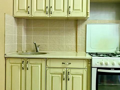 квартира за адресою Таїрова вул., 8