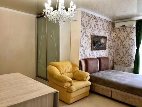квартира за адресою Таїрова вул., 8