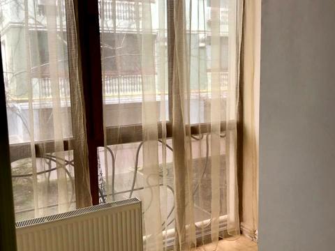 квартира за адресою Таїрова вул., 8
