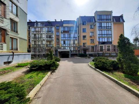 квартира за адресою Таїрова вул., 8