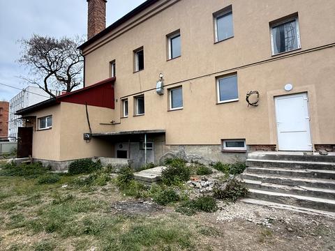 коммерческая по адресу Ужанская ул. (Красноармейская), 111