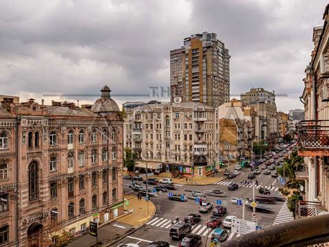 комерційна за адресою Саксаганського вул., 84-86