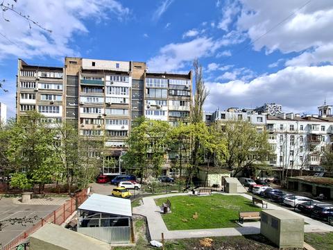 квартира за адресою Антоновича, 57