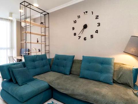 1865054708964710