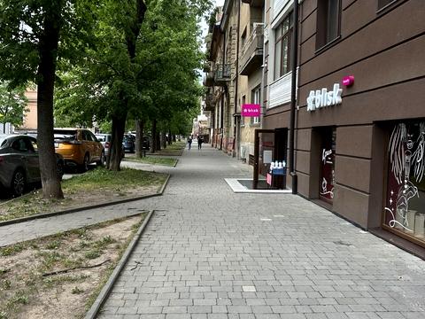 комерційна за адресою Шевченка, 52