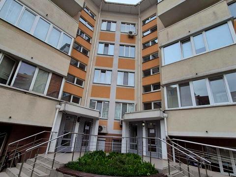 квартира за адресою Богдана Хмельницького вул., 1-Б