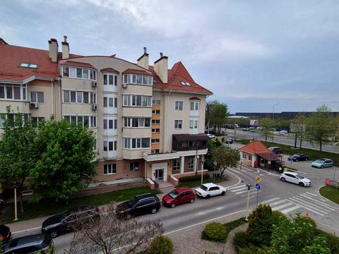квартира за адресою Богдана Хмельницького вул., 1-Б