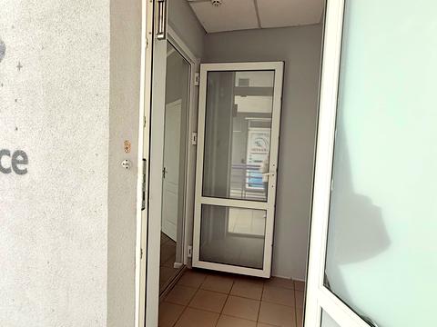 комерційна за адресою Анни Ахматової вул., 14-А