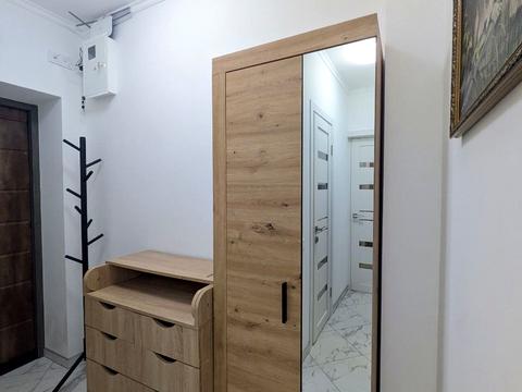 квартира за адресою В'ячеслава Чорновола вул., 35