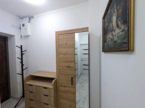 квартира за адресою В'ячеслава Чорновола вул., 35