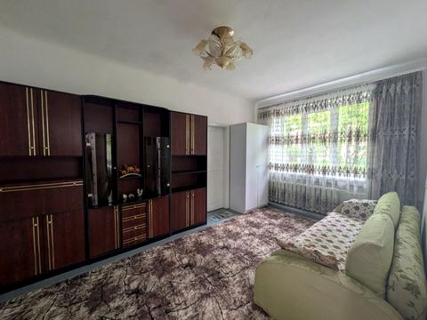 квартира за адресою В'ячеслава Чорновола вул., 35