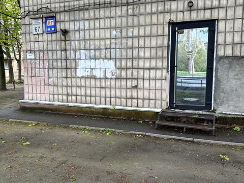 комерційна за адресою Академіка Вернадського бульв., 67
