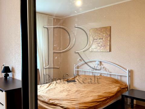 квартира по адресу Академика Глушкова просп., 9-Є