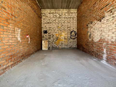 паркомісце за адресою Смілянська вул., 122