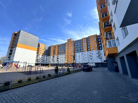 паркомісце за адресою Смілянська вул., 122
