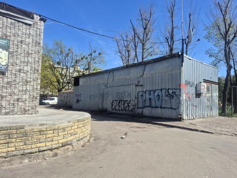 комерційна за адресою Жмеринська вул., 10