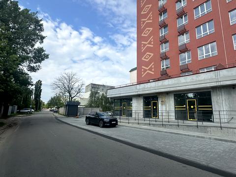 комерційна за адресою Франка вул., (Будинок)