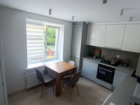 квартира за адресою Інститутська вул., 6б