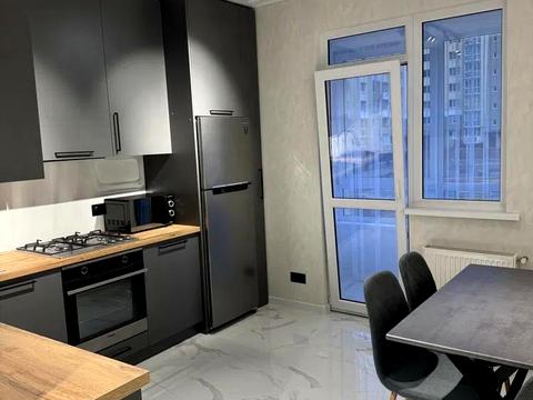 квартира по адресу Роксоланы ул., 43г