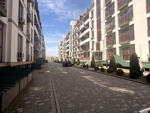 квартира за адресою Владислава Бувалкіна вул., 66