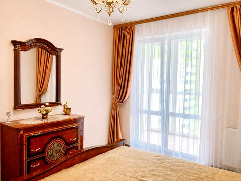 квартира за адресою Воскресенська вул., 18