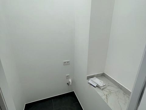 коммерческая по адресу Зализничная ул., 3