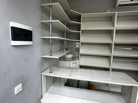 комерційна за адресою Вітрука вул., 41