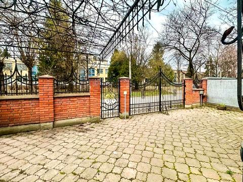 будинок за адресою Івана Пулюя вул.
