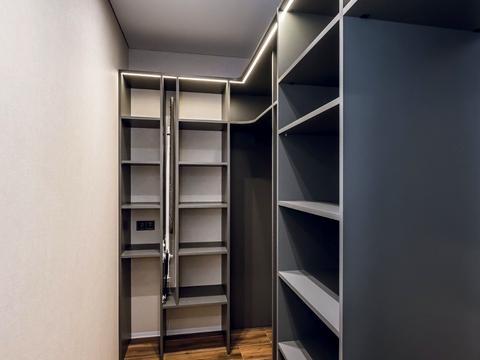 квартира за адресою Олександра Олеся вул., 17-А
