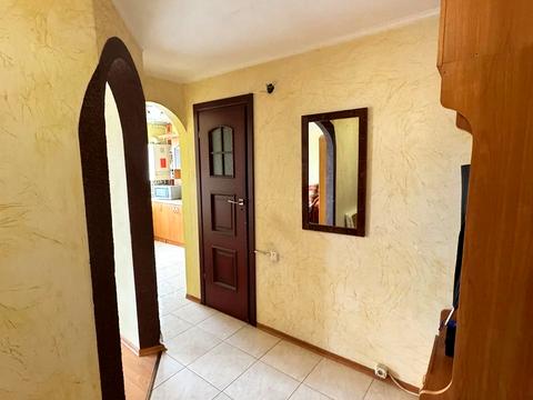 квартира за адресою Тролейбусна вул., 18