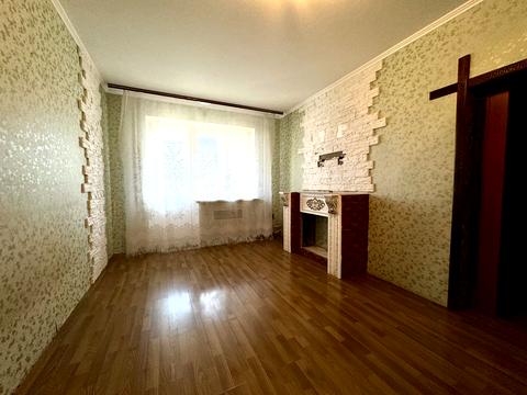 квартира за адресою Курсанта Єськова вул., 8-А