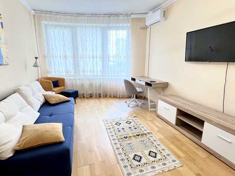 квартира за адресою Київ, Депутатська вул., 23-А
