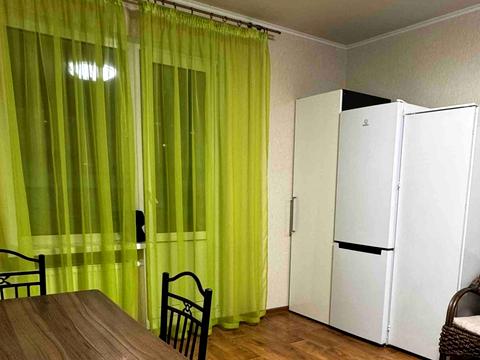 квартира по адресу Ревуцкого ул., 54