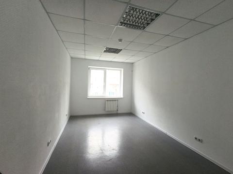 комерційна за адресою Левка Лук'яненка вул. (Маршала Тимошенка), 9