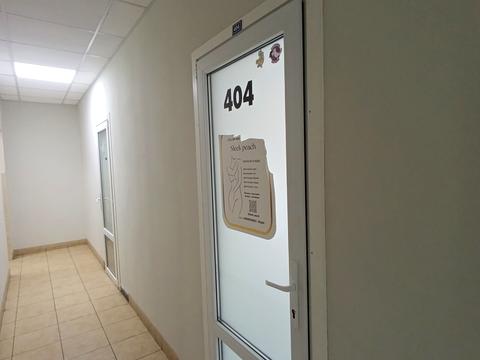 комерційна за адресою Левка Лук'яненка вул. (Маршала Тимошенка), 9