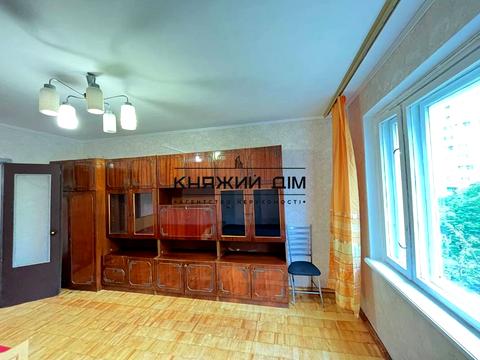 квартира за адресою Хорольська вул., 3