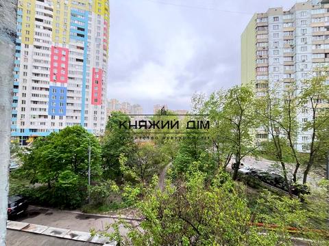 квартира за адресою Хорольська вул., 3