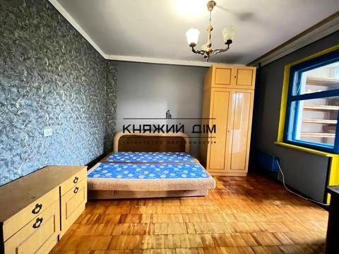квартира за адресою Хорольська вул., 3