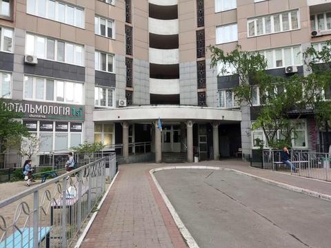 квартира за адресою Срібнокільська вул., 1