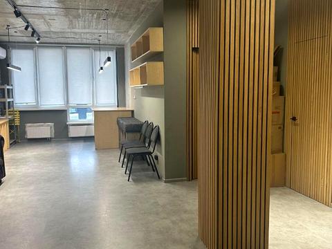 комерційна за адресою Михайла Бойчука вул. (Кіквідзе), 41-Б
