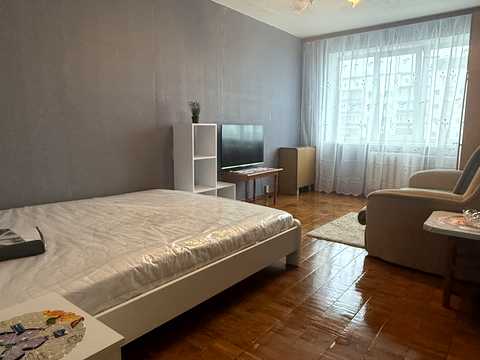 квартира за адресою Пантелеймона Куліша вул. (Челябінська), 15