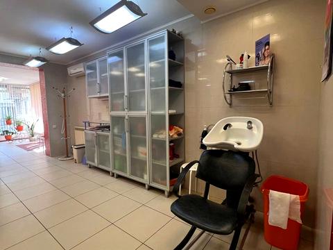 комерційна за адресою Волонтерська вул. (Соціалістична), 50